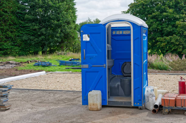 Best Standard Portable Toilet Rental  in Six Shooter Canyon, AZ